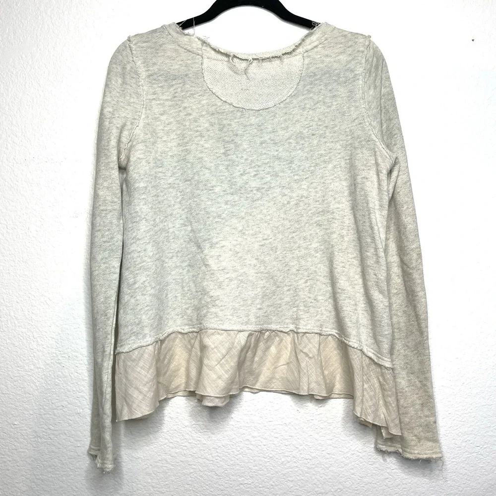 Free People We The Free Ivory V-Neck‎ Raw Hem Sweatshirt With Ruffle Size XS